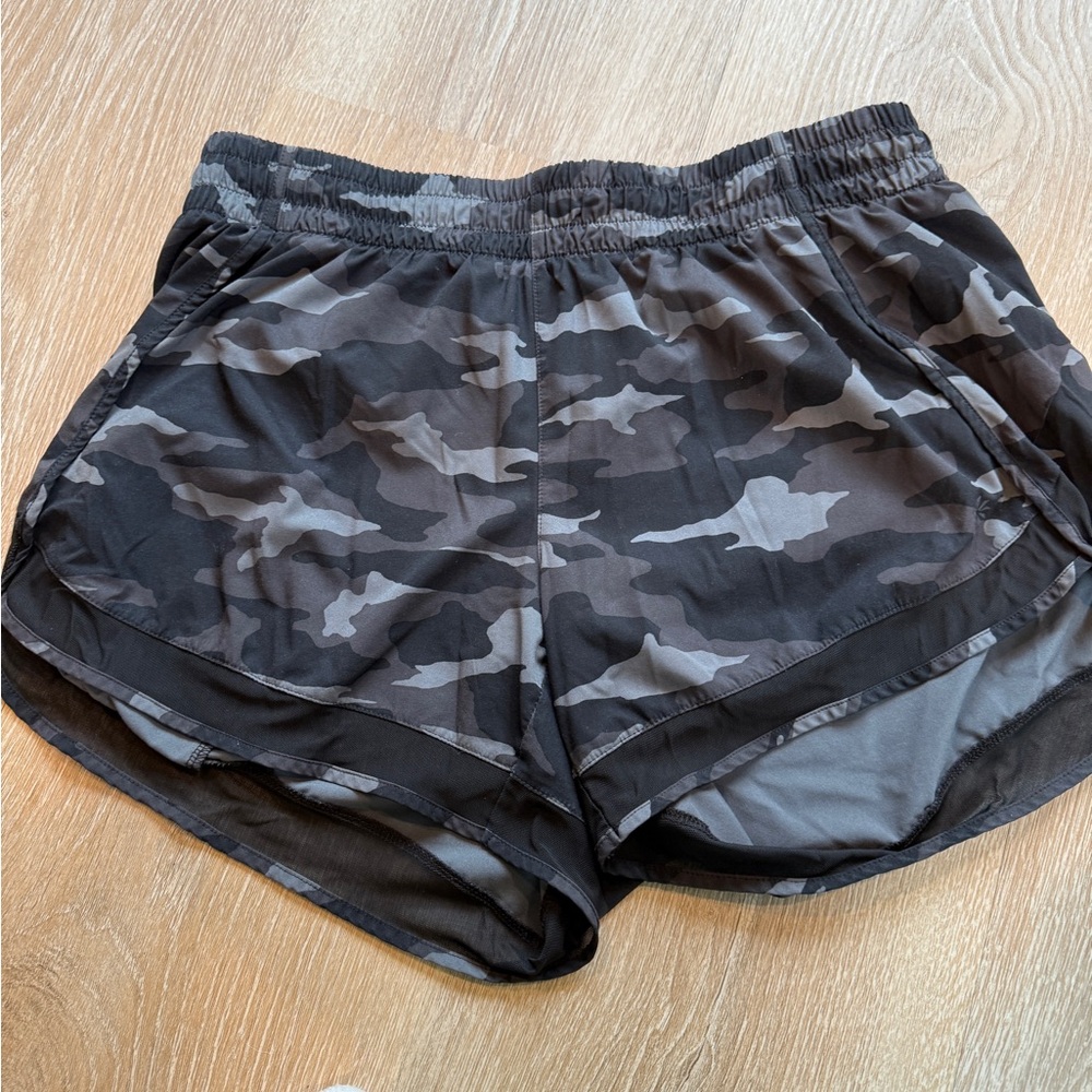 Camo Print Athleta Mesh Women's Shorts